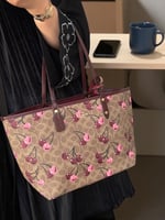 شنطة كوتش توت باق