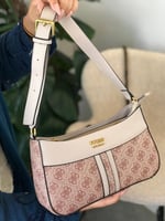 شنطة جيس الانيقه