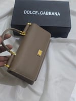 شنطة دولتشي اند غابانا