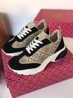 حذاء توري بورش