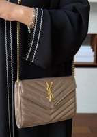 شنطة سان لوران انفلب