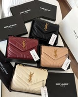 شنطة سان لوران توت باق