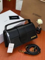 شنطة جاكيموس