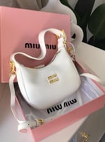 شنطة ميو ميو