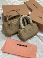 شنطة ميو ميو