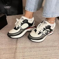 حذاء سنيكرز شانيل