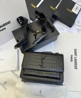 طقم سان لوران شنطة وكعب