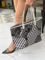 لوب نوار توت باق