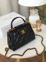 شنطة شانيل دكتور