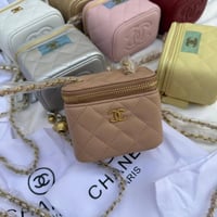 شانيل ميني فانيتي