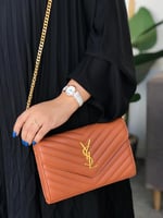 شنطة سان لوران انفلب