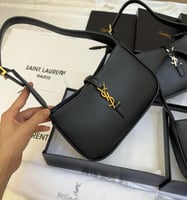 شنطة سان لوران