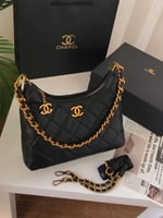 شنطة شانيل توت باق