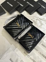 شنطة سان لوران