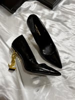 كعب سان لوران