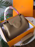 شنطة لويس فيتون كابوسين