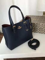 شنطة كوتش مولي