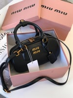 شنطة ميو ميو