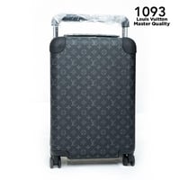 شنط سفر لويس فيتون ماستر