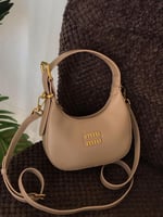 شنطة ميو ميو