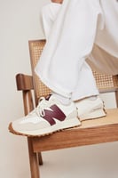 حذاء نيوبالانس 327