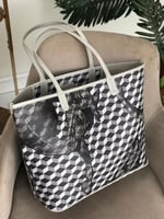 لوب نوار توت باق