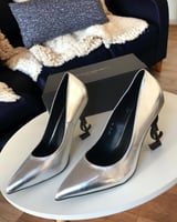 كعب سان لوران