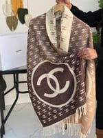 سكارفات شتوية انيقة ️