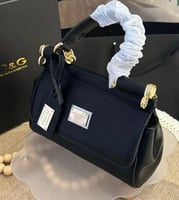 شنطة دولتشي اند غابانا مطفي