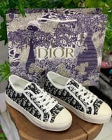 شوز ديور الاكثر طلبًا