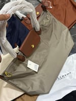 لونق شامب توت باق