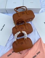 شنطة ميو ميو