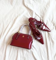 طقم توري بورش الأنيق شنطة وكعب