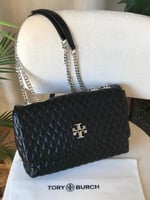 شنطة توري بورش