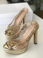 كعب اكوازورا