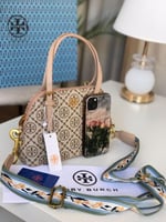 شنطة توري بورش