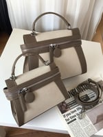 شنطة انيقة بحجمين