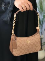 شنطة كوتش تيري