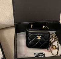 شانيل ميني فانيتي