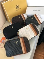 شنطة مايكل كورس