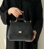 شنطة دولتشي اند غابانا