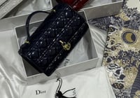 شنطة ديور لامع