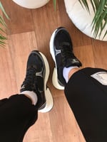 حذاء شانيل سنيكرز