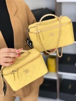 شنطة شانيل مكياج