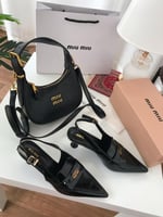 طقم ميو ميو