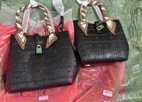 شنطة سي اتش توت باق