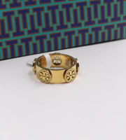 خاتم توري بورش مع الملحقات