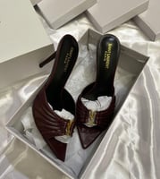 كعب سان لوران