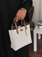 شنطة كوتش مولي