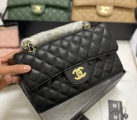 شنطة كلاسيك شانيل